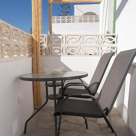 White W2 New In Apartmán