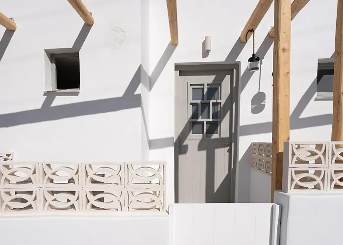 White W2 New In דירה *